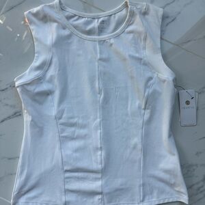 Apana Women's Classic White Tank Top SZ L